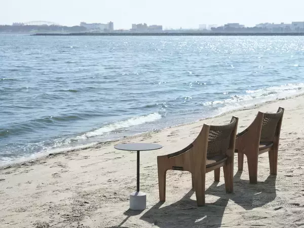 大城健作デザイン「YORONラウンジチェア」6月13日発表。