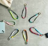 「【手づくりキット　クチュリエ】からアウトドアコードを使った簡単、おしゃれな最旬ストラップの手づくりキットが販売開始」の画像1