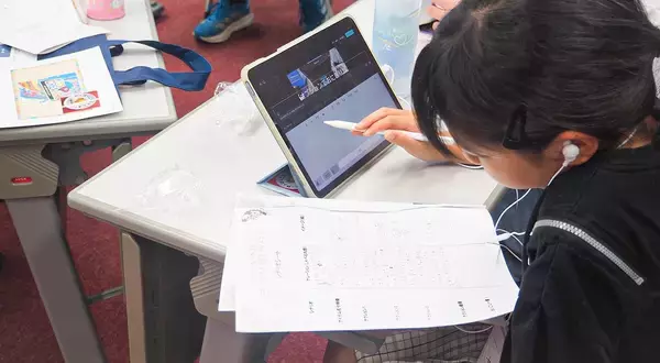 「子ども達が"寿司ロボット紹介プロデューサー"に就任!? 世界シェアNo.1※のBtoBメーカーが、厨房の裏方ロボットを子どもたちの目線で語り直してもらった理由」の画像