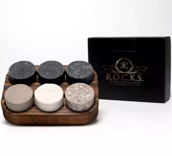 【各メディア関係者の皆様】氷が溶けない・味が薄まらない・自宅でBARが楽しめる新感覚の魔法の天然石ROCKS！ついに日本初上陸！！大好評につきマクアケにて第二弾のプロジェクト開始！！