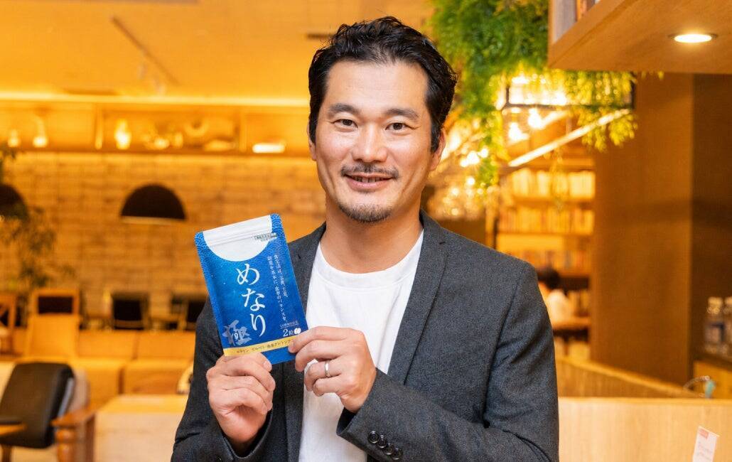 「10年間、処方を変えていない」ビルベリーサプリめなり開発ストーリー──医師と開発者が語る、450万袋突破の「めなりシリーズ」が守り続けたもの