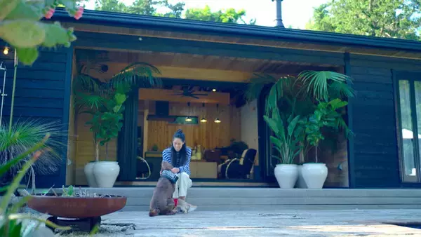 ラルフ ローレン ホームがインテリアを全面協力　BS日テレ「森泉のようこそ！わたしの別荘～ステキに暮らす４つのヒント」