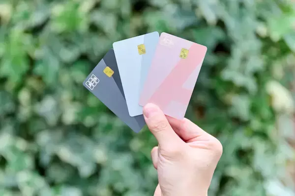 「【誕生秘話】アムウェイ×ライフカードが提携お客さま体験を追求した信頼と共感のパートナーシップとは？」の画像