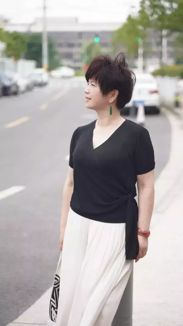 受付スタッフもインストラクターもいない、滋賀県初「無人溶岩ホットヨガスタジオLAMI」。一人の消費者から創業者になったストーリー