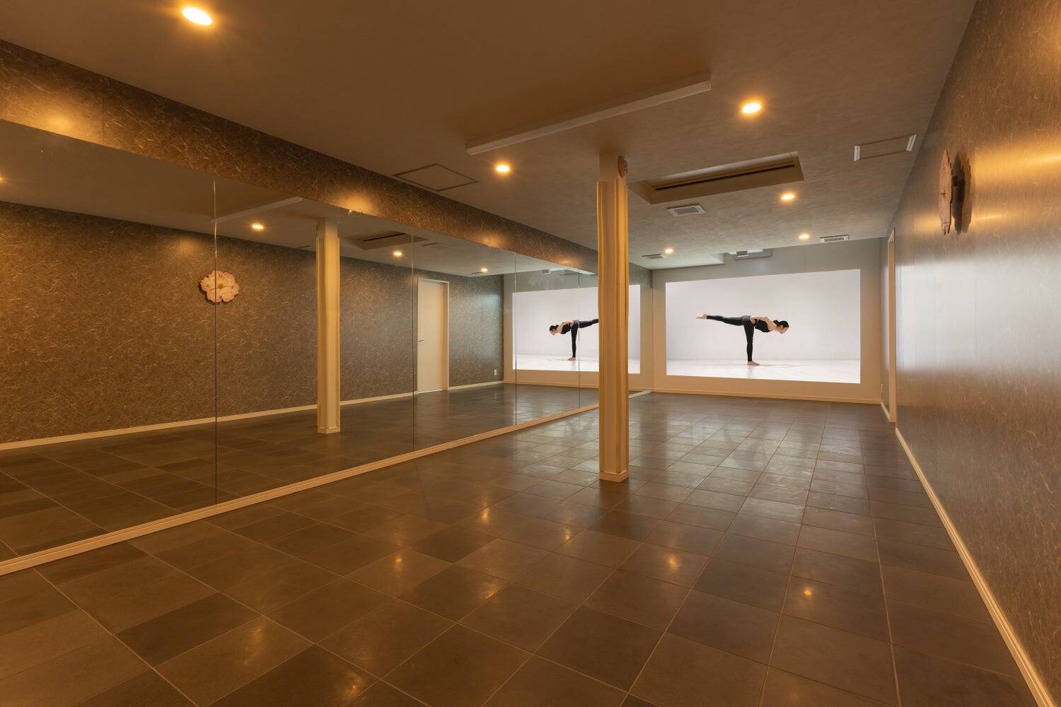 受付スタッフもインストラクターもいない、滋賀県初「無人溶岩ホットヨガスタジオLAMI」。一人の消費者から創業者になったストーリー