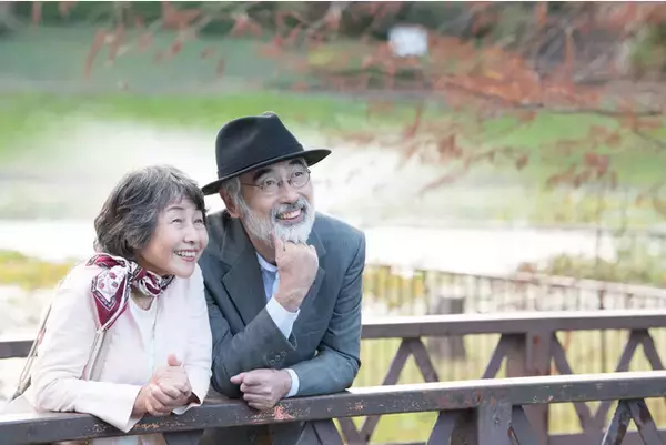 50代以上1,807名に実施、「いい夫婦の日」アンケート。相手に頼る？自立する？円満の秘訣は。二人の時間を増やしたい、おしゃべりしたい・・様々な夫婦の形が判明！