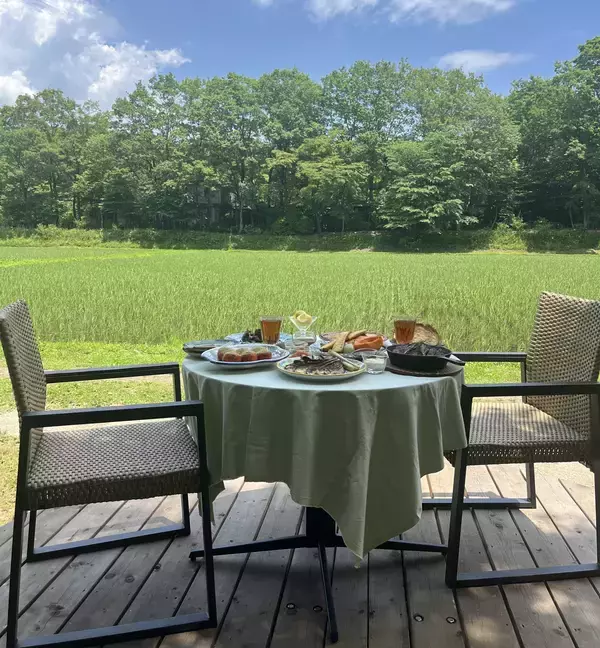 「畑に屋台を――自然との戦いを乗り越え、農家出身のスタッフが生んだ新しい旅のあり方」の画像