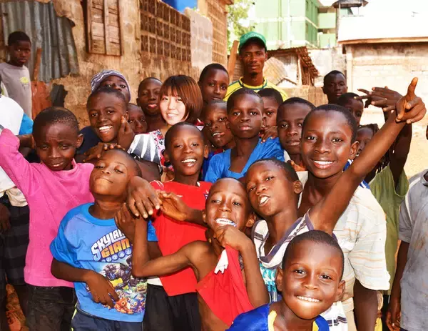 1万人の男子中高生へ「性教育プログラム」を開始。西アフリカ・シエラレオネの若年妊娠・性暴力の予防に貢献。