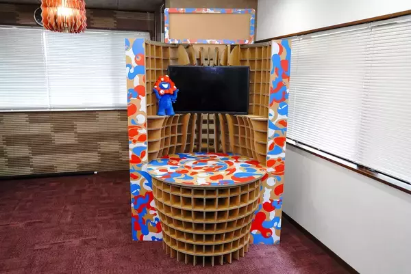 「軽く、強く、環境配慮もデザインも。段ボールの新たな価値と可能性を追求する」の画像