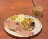 「甘いだけじゃない、夏のパンケーキ。WK2から季節限定「とうもろこしのパンケーキ」が登場」の画像1