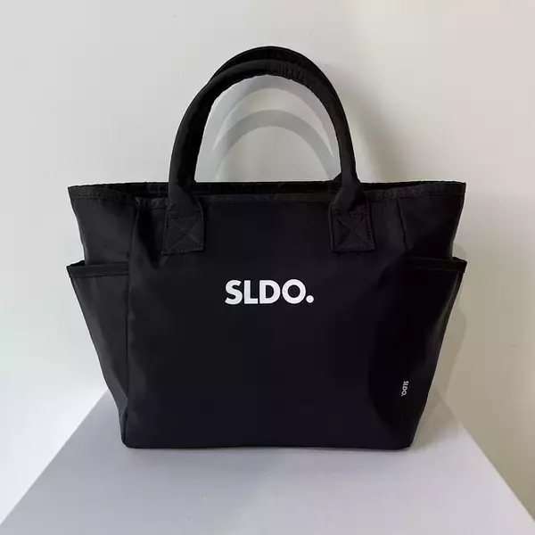 ゴルフアパレルブランド「SLDO.」が大人のための超軽量ナイロンカートバッグを発売