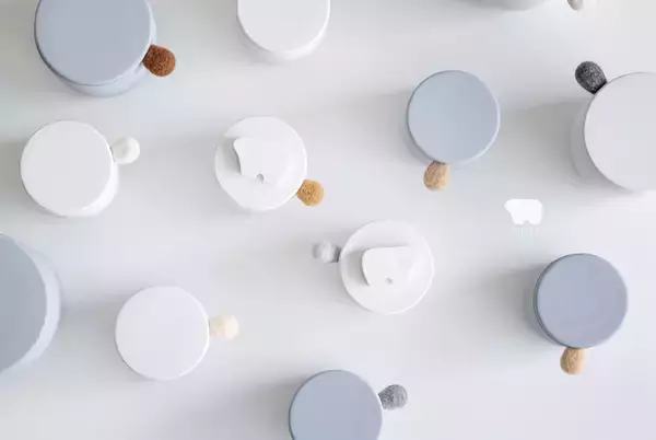 動物のために生まれた、最大336通りのカラーとサイズで選ぶ『しっぽの骨壺』～ペット・動物のやさしい祈り［docco］