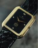 「「国家の象徴を纏う、UAEスペシャルオーダー 」IWC Tank Onyx black Diamonds UAE 18k Solid gold Clous de Paris1980sを販売開始。」の画像1