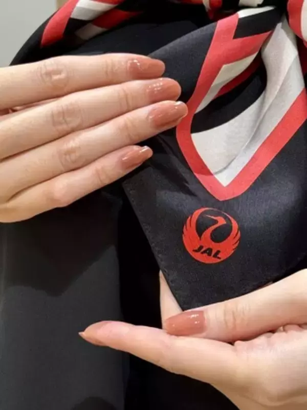 指先から始めるサステナブルなおしゃれ「CYAN ナチュラルシェルネイル」J-AIR限定カラーが機内販売に登場