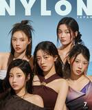 「人気ガールグループ《 ILLIT（アイリット）》が、NARSの最新メーキャップコレクションを纏い、サマーガール仕様のモードなルックでNYLON JAPAN７月号に初登場。」の画像1