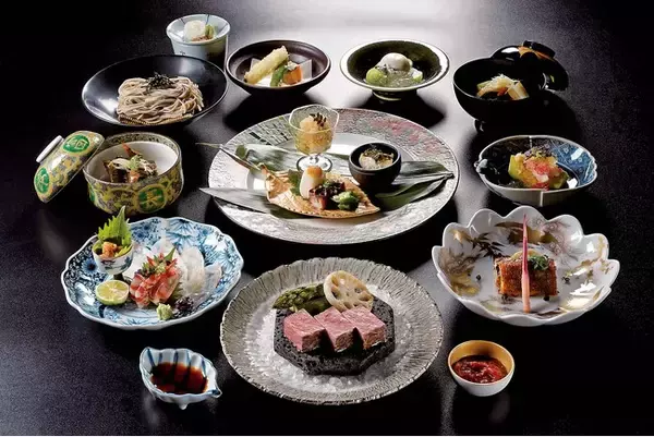 【明治記念館】“旬の会席料理に夏の食材を採り入れた献立が登場！”　完全個室の懐石料亭「花がすみ」で料理長お任せの「季節の会席」《夏》をお愉しみください