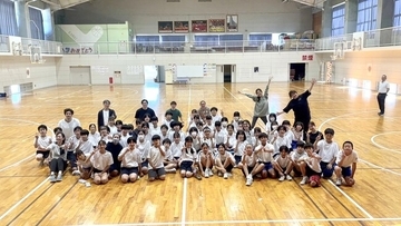 元日本代表アスリート7名と輪島の小学生が「未来の体育館」を考えた。「脱！サウナ体育館プロジェクト」輪島小学校プチ運動会をASUWAが企画・運営