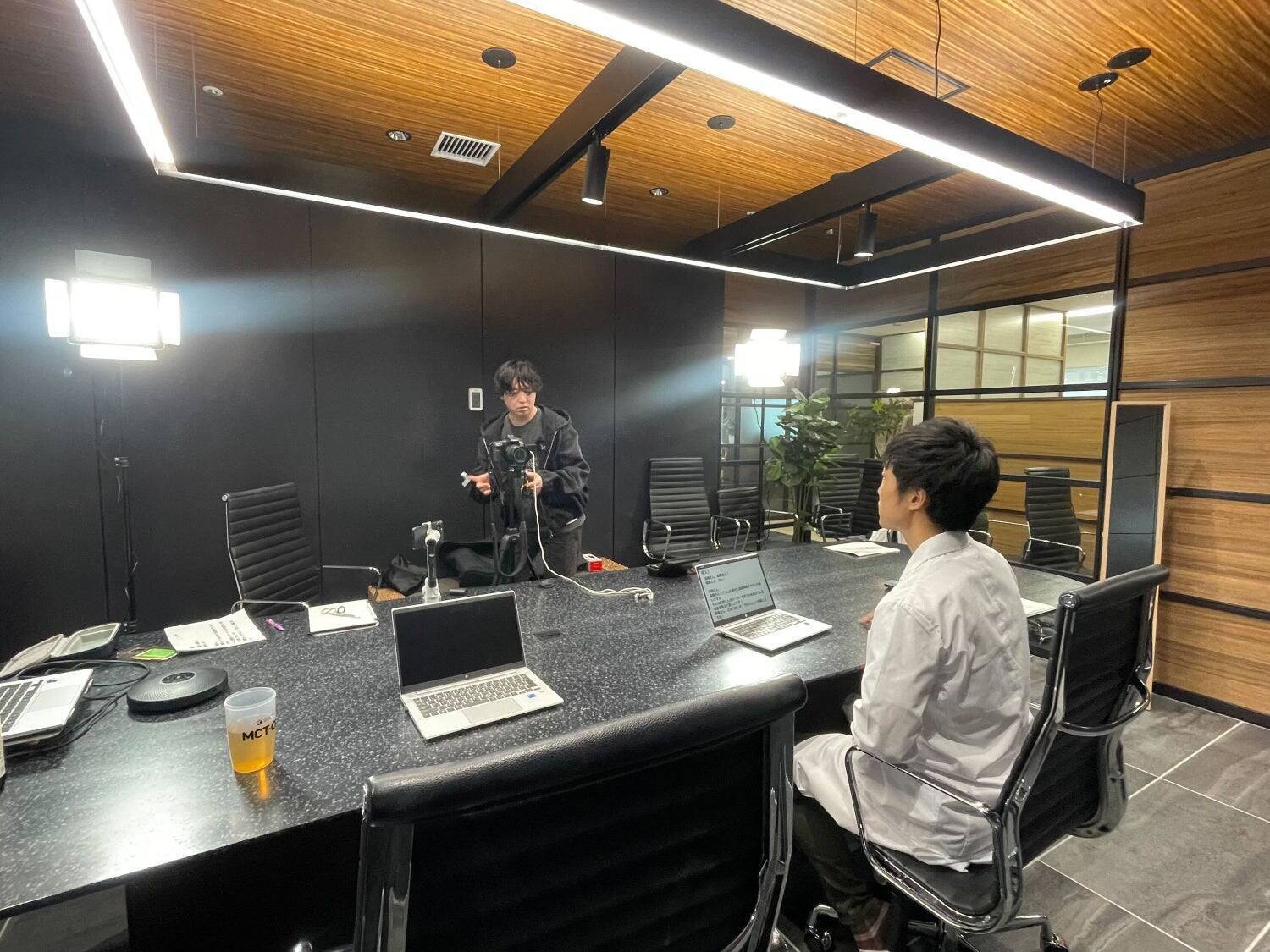 「何を買うか」より「誰から買うか」が重視される時代へ。中小食品メーカーが挑んだ、”新しい健康のかたち”を作るブランディング戦略