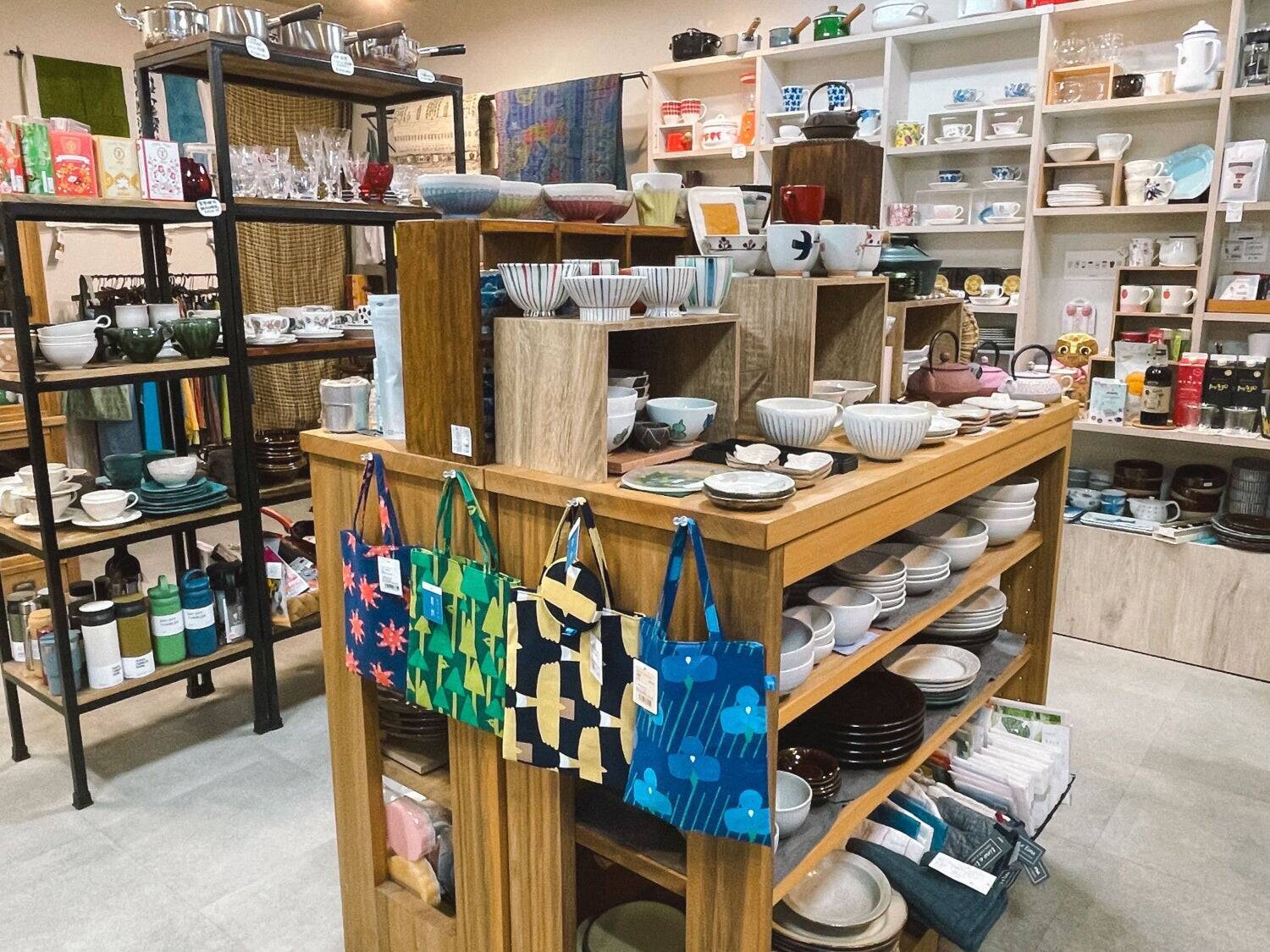 「何を買うか」より「誰から買うか」が重視される時代へ。中小食品メーカーが挑んだ、”新しい健康のかたち”を作るブランディング戦略