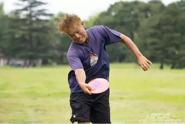 大内勝利選手が20回目のオープン部門総合優勝を達成！[第49回全日本フライングディスク個人総合選手権大会]