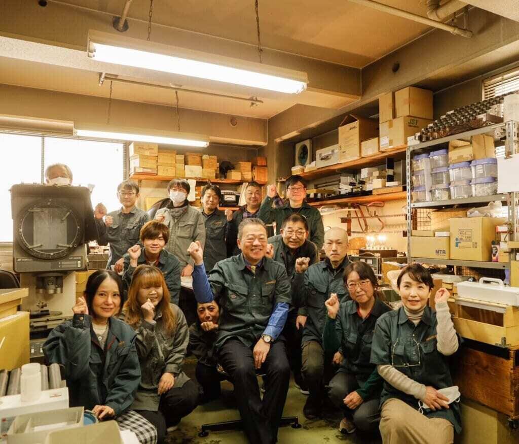 大人の科学マガジン プラネタリウム専用電球ができるまで 「星空を生み出す細渕の100年電球と職人の手仕事」