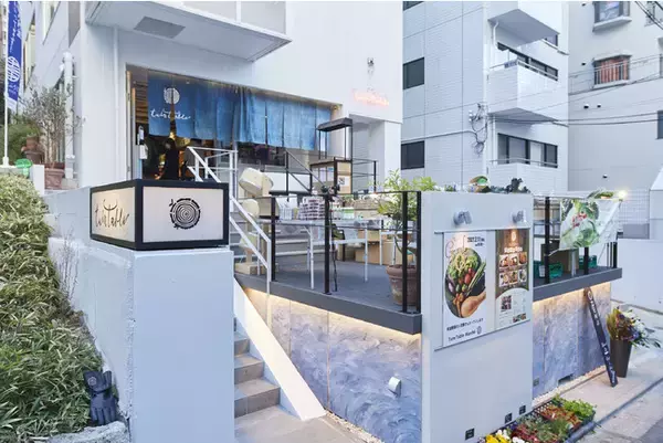 夏の夜空に乾杯！徳島の新鮮食材を使った手ぶらバーベキュープランをテラスで開催中！