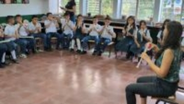 新興国の公教育における音楽と楽器を使った活動の導入、8か国目　コロンビアの公立校でリコーダーを活用した音楽教育の試験導入を開始