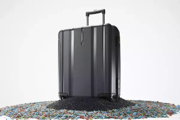 「プロテカ」から、廃棄自動車等を再生したサステナブルスーツケース「マックスパスRI 2」発売