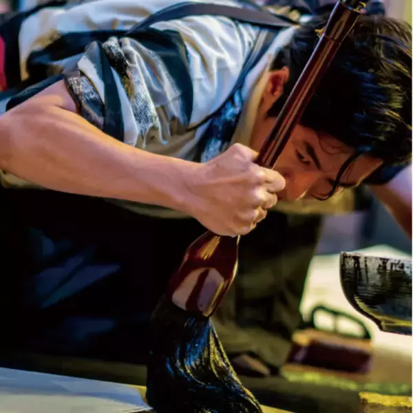 「能楽堂で“観る”から“参加する”体験へ。福岡藝術交流祭「SHIKI」にて特別協賛の明治産業が体験ワークショップを同時開催」の画像