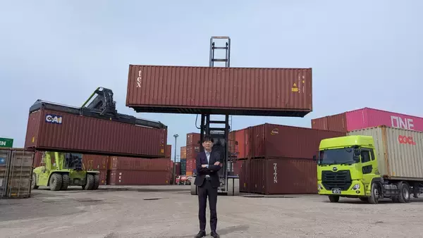 NETFLIX独占配信『忍びの家』のロケ地にもなった、日本初の本格的ドライポートを運営する吉田運送の挑戦　24年問題対応、GX・脱炭素への貢献、TTNEコラボサウナ