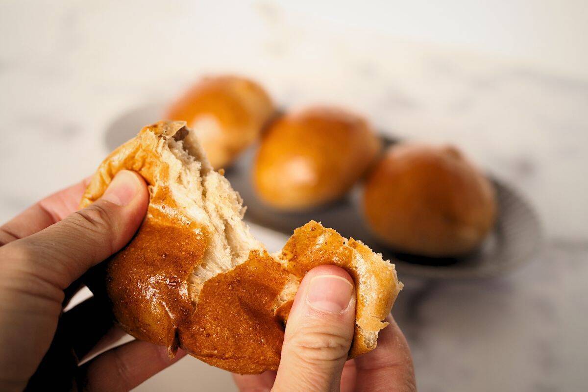 伝統的なパン作りと焼き立ての風味にこだわる冷凍パン専門オンラインショップ「ディアーズキッチンオンライン」、会社役員を捨てて冷凍パンの革新に挑む創業ストーリー