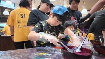 親子約350人が来場。名古屋市内のB's店舗で初開催した美容万博、次は子ども向け「美容塾」へ