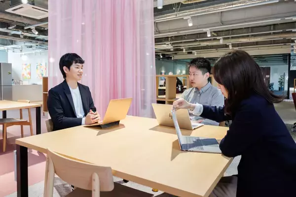 「“上下関係を作らず、お互いの強みを活かし、弱いところは補い合う” スタジオメッシュが大切にする働き方と文化」の画像