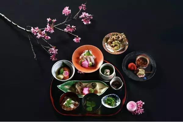 【ノボテル沖縄那覇】桜の余韻を料理で楽しむ、お昼の「桜御膳」と「桜あんぱん」