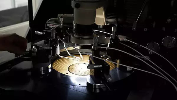 「お客さまが扱いやすい製品とは？注目の次世代パワー半導体素材GaNの実用化に向けた挑戦」の画像