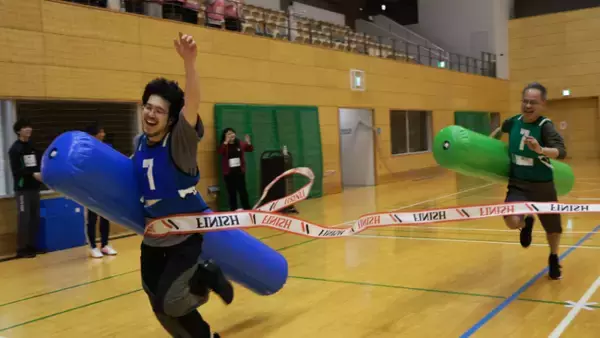 新入社員の「会社になじめるか不安」をユニークに解消。ウェイブが実践する”戦略的社内交流”