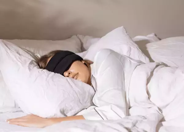 「クラウドファンディングから見えた、現代人の睡眠ニーズ: FLYYPODマインドスリープマスクの成功の裏側」の画像