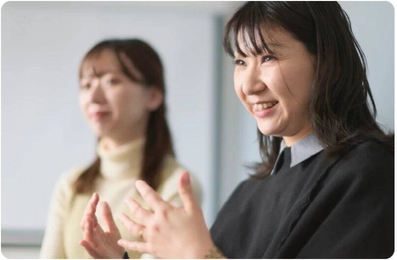 ロンパースのお着替えを変える新発想。ーバイヤーの開発への想いを綴るー