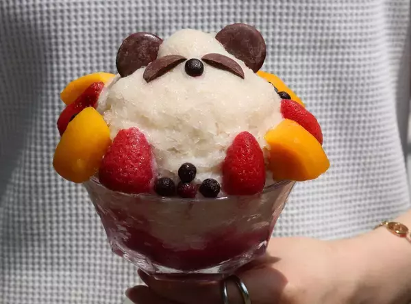 連日の酷暑に、なぜ「パンダかき氷」？大泉工場が、一杯のかき氷から環境を考えるきっかけをつくった理由