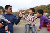 「この子たちが働ける場所を、作れないだろうか　－製造業の工場責任者が挑む、障がい者と社会を繋げる挑戦－」の画像1