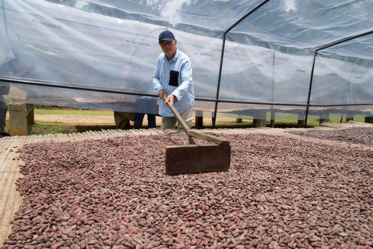 パリのショコラティエ【ジャン＝ポール・エヴァン】持続可能なショコラの未来のために社会参画を誓う ――新プロジェクト「エヴァン エヌコロサン」始動