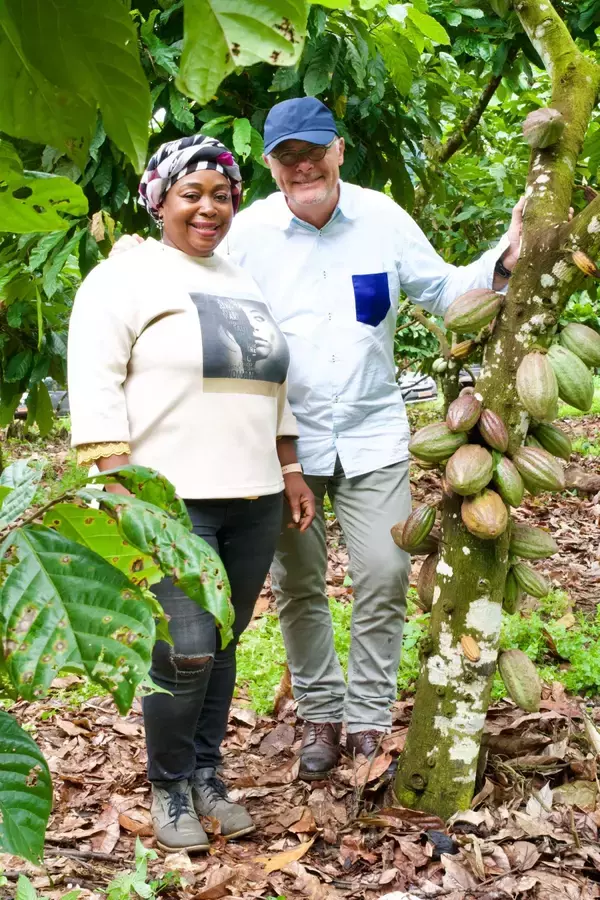 「パリのショコラティエ【ジャン＝ポール・エヴァン】持続可能なショコラの未来のために社会参画を誓う ――新プロジェクト「エヴァン エヌコロサン」始動」の画像