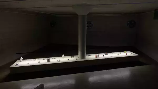 ロエベ 2025年のミラノサローネ コレクション「ロエベ ティーポット」を発表