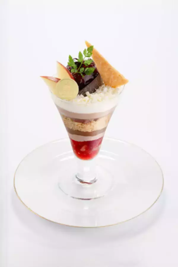【銀座・和光】四季を味わうチョコレートパフェ「SHIKIパフェ」冬の章「SHIKIパフェ ―FUYU―」が新登場