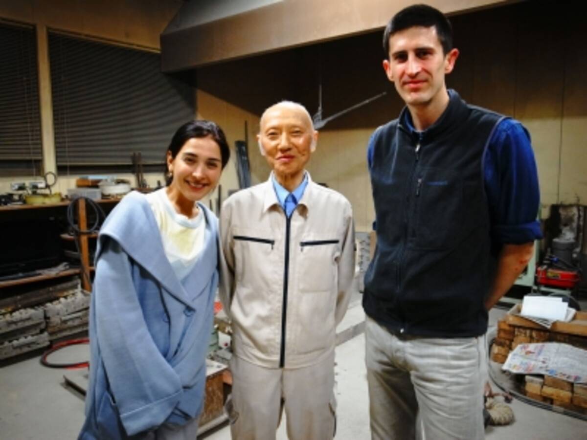 サヘル ローズが 富山 のイチオシを発掘 人間国宝に弟子入りしたアメリカ人鋳物師が明かす 富山ならではの伝統工芸の魅力とは 15年4月13日 エキサイトニュース