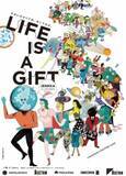 「三越伊勢丹　クリスマスキャンペーン　ＬＩＦＥ　ＩＳ　Ａ　ＧＩＦＴ   せかいのすべてが、おくりもの。」の画像1