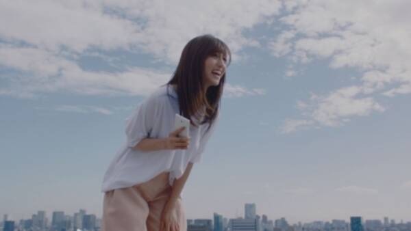 モデル 女優 タレントとしてマルチに活躍する堀田茜さん 青空の下で ちょうどいい気持ちよさ を全身で表現 16年3月2日 エキサイトニュース
