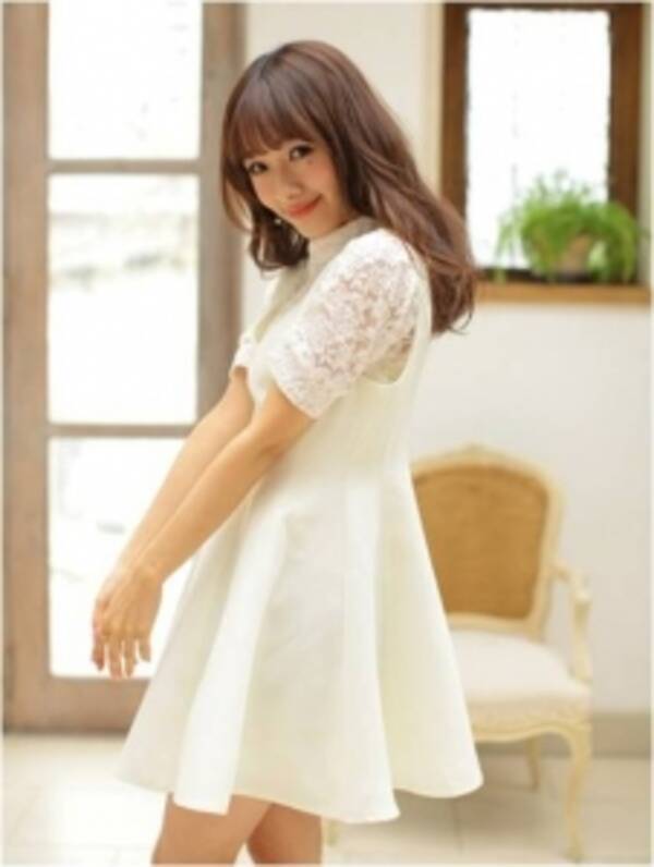 Evelyn 人気モデル前田希美 コラボ第4弾 清楚で大人ガーリーな着回しや 双子コーデも楽しめるワンピース登場 予定枚数即日終了の人気アイテムが4月21日より予約再開 16年4月19日 エキサイトニュース