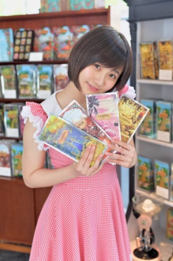 パリで5店舗をかまえているビーントゥーバーの名門ブランド シャポン の17年夏のミューズがアイドルグループloopの河井玲奈 かわいれな に決定 17年5月22日 エキサイトニュース パリで5店舗をかまえているビーントゥーバーの名門ブランド シャポン の17年夏のミューズがアイドルグループloopの河井玲奈 かわいれな に決定 17年5月22日 エキサイトニュース