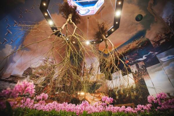 トップフラワーアーティストによる世界最高峰の作品が集結 花の世界大会 ガーデニングショー現代フラワーアーティストの代名詞的存在 ニコライ バーグマンの特別展示も 17年8月29日 エキサイトニュース